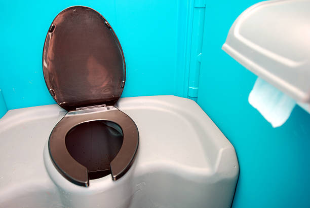 Best Portable restroom trailer rental  in Staunton, VA